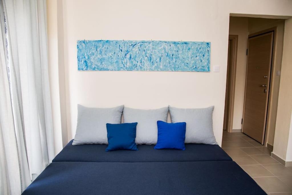 Blue Theros Apartments Dioniszíu-part Kültér fotó
