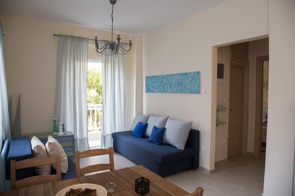 Blue Theros Apartments Dioniszíu-part Kültér fotó